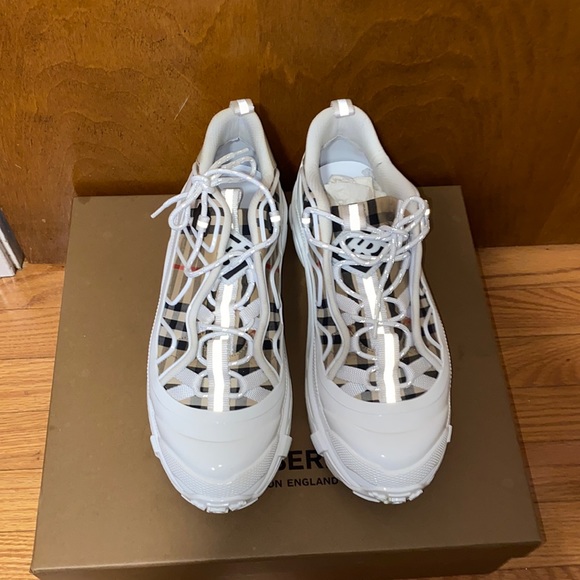 Worn onetime - Picture 4 of 4